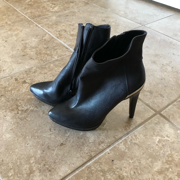 Sexy Zara Boots 8 Like New - Picture 3 of 4